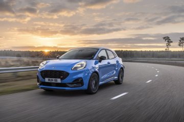 Nová Puma ST Powershift rozšiřuje nabídku sportovních modelů značky Ford o kombinaci elektrifikovaného pohonu s automatickou převodovkou