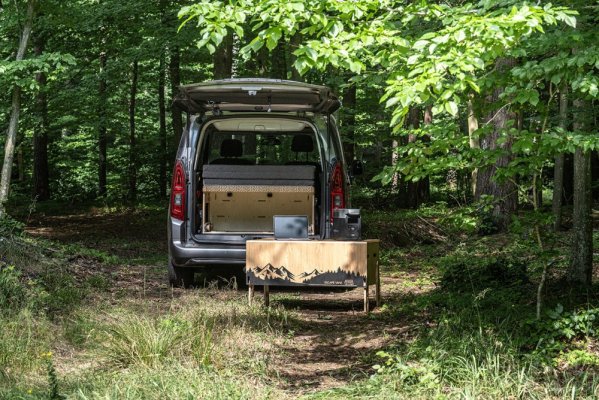 Escape Vans Vestavba do auta Land Box Standard S/M