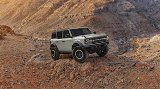 Legendární terénní vůz Ford Bronco míří ve striktně limitovaných počtech k evropským zákazníkům
