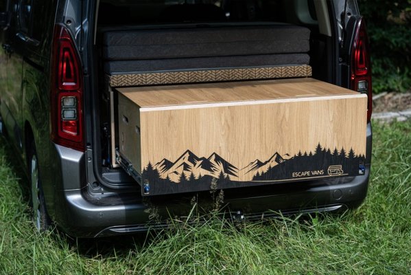 Escape Vans Vestavba do auta Land Box Standard S/M