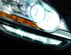 LED diody pro denní svícení s rámečkem ve stříbrném provedení Moondust Silver