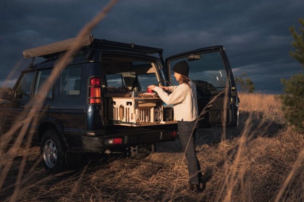 Escape Vans Vestavba do auta Land Box Premium S/M