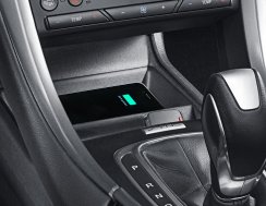 Bezdrátová nabíjecí souprava Qi Ford Mondeo