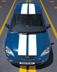 Souprava pruhů ST na zadní výklopné dveře Ford Focus