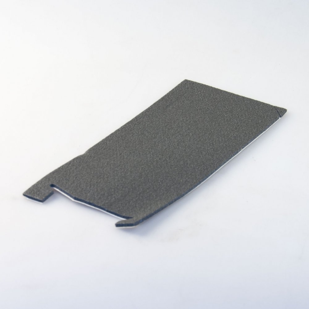 Deska - spodní ozdoba dveří