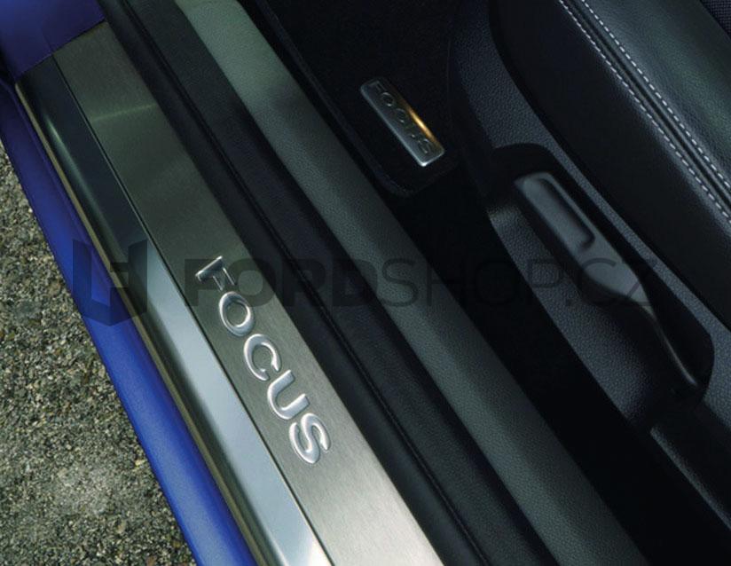 Prahové lišty s logem Focus