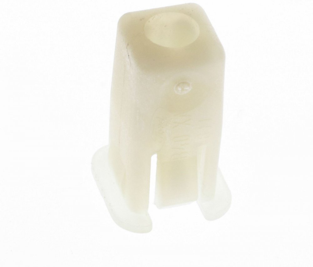 Plastový kolík nárazníku